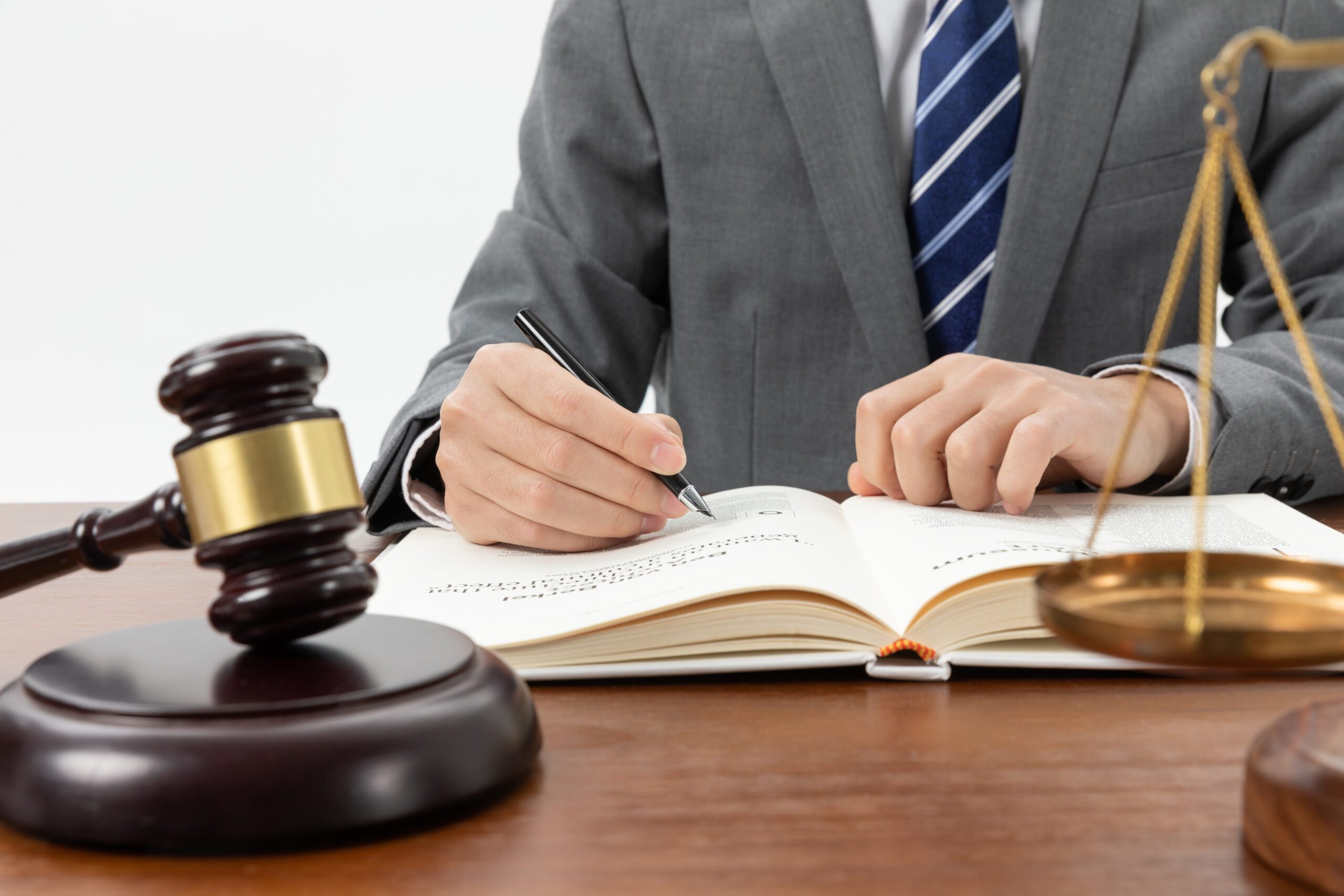 Abogado especializado en asesoramiento jurídico para conflictos matrimoniales en Tacoronte y alrededores